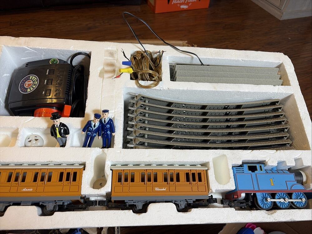 Lionel Thomas & Friends O Gauge Train Starter Set 6-30069 Light Faces